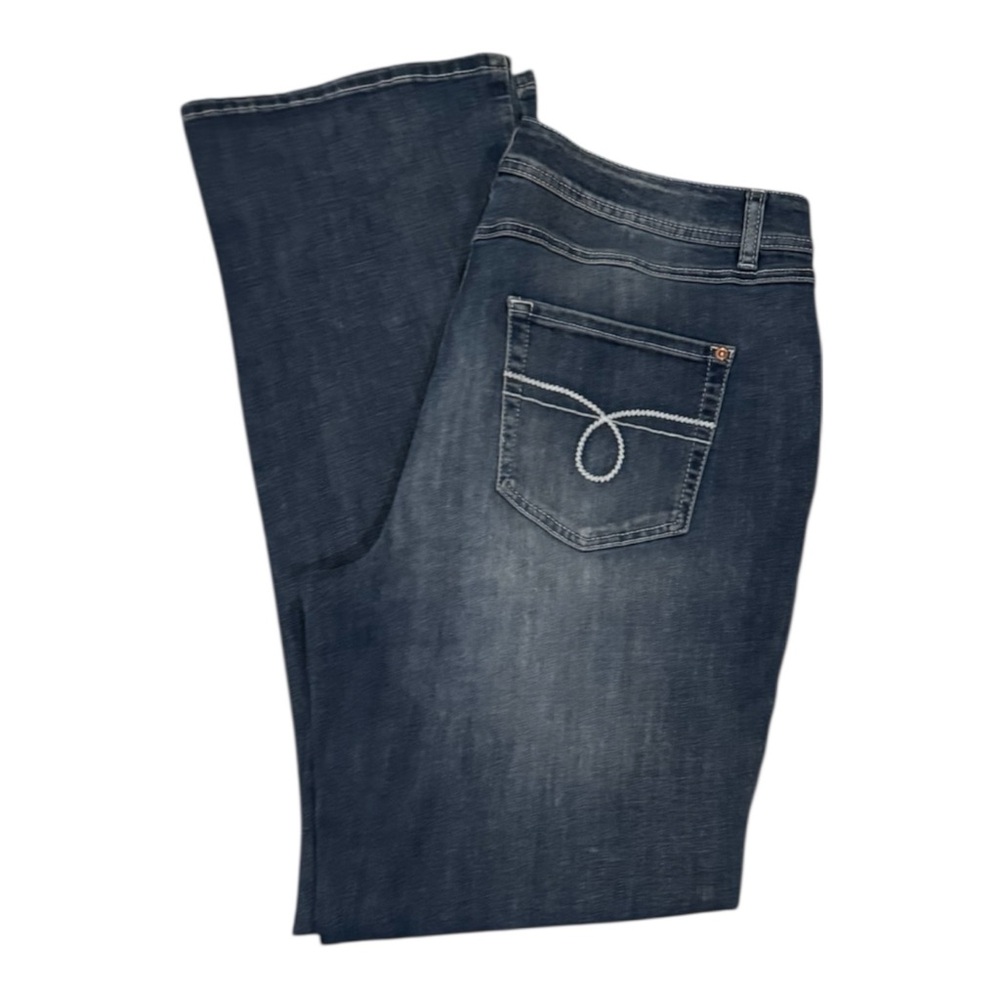 Stylish Indigo Boot Cut Jeans for Women